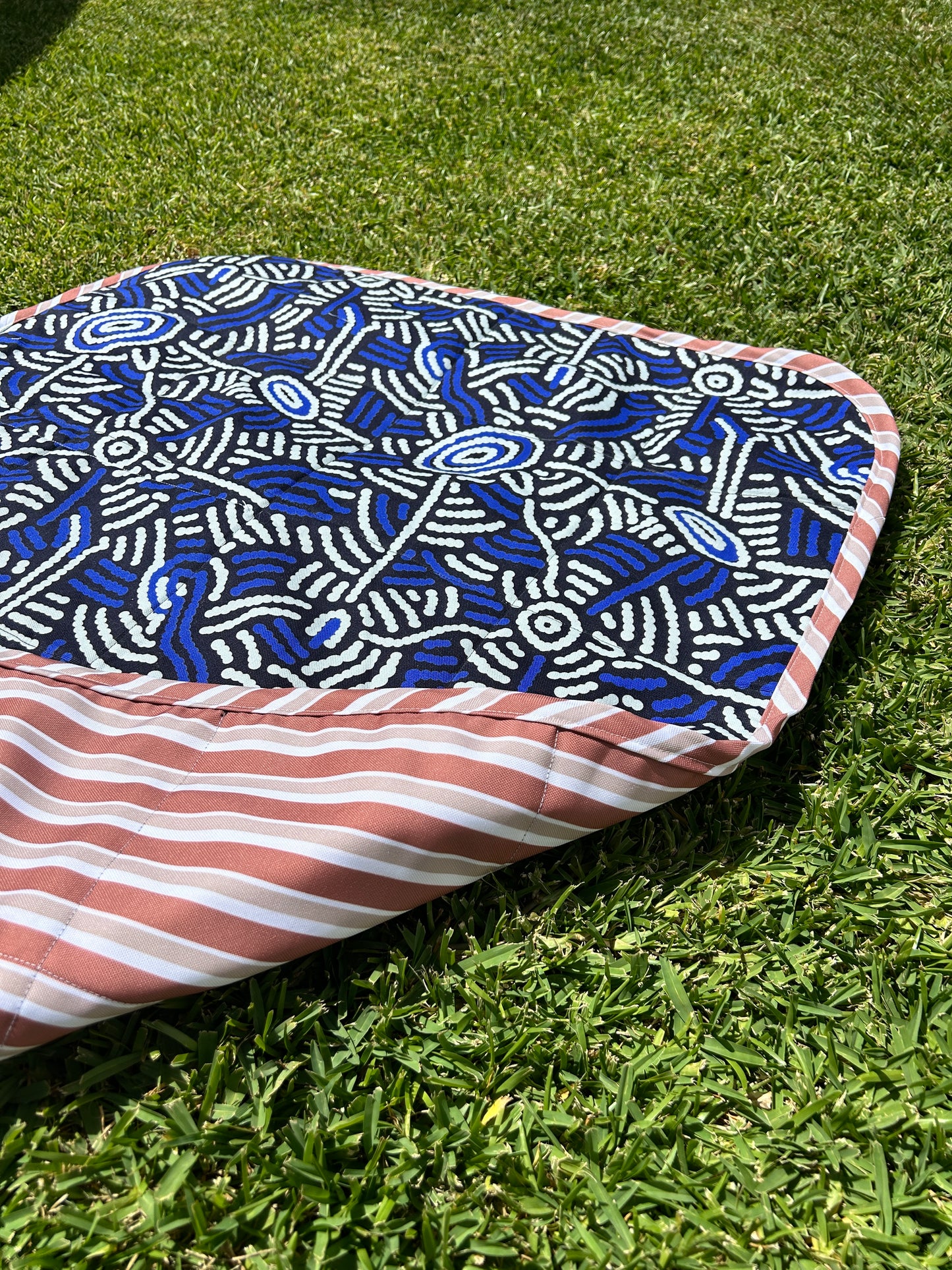Dog settle mat